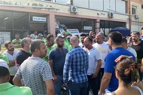 CHPli İzmir Büyükşehirde zam krizi Yüzlerce işçi iş bıraktı